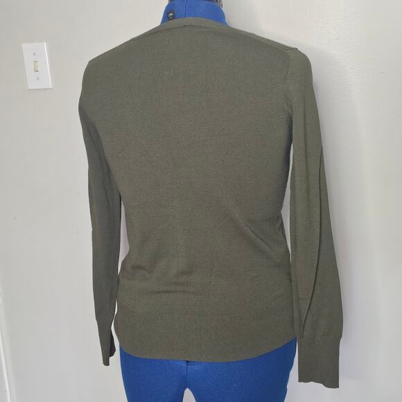 Ann Taylor Olive Green Merino Wool Knit sweater Size M - Picture 4 of 8